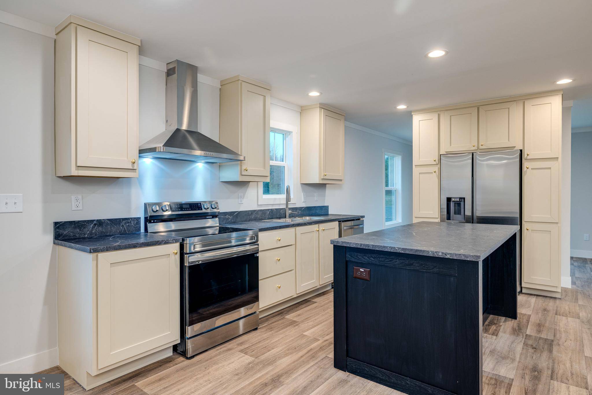 Elkton, VA 22827,17460 MT PLEASANT RD