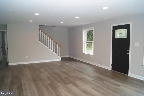 Levittown, PA 19056,3702 NICHOL ST