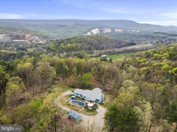 Mill Creek, PA 17060,10257 DIVENS LN