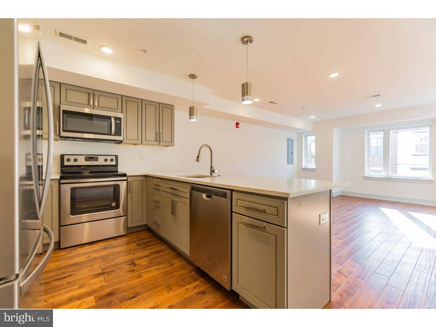 Philadelphia, PA 19130,1511 BROWN ST #3