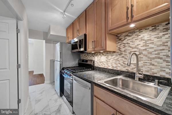 Washington, DC 20024,88 Q ST SW #2