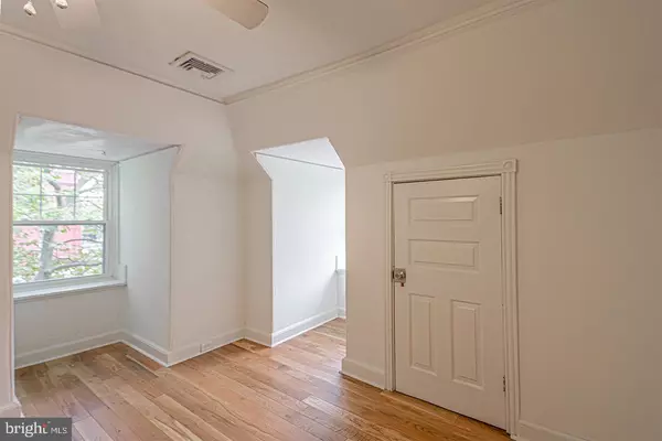 Philadelphia, PA 19104,3512 LANCASTER AVE #UNIT 3