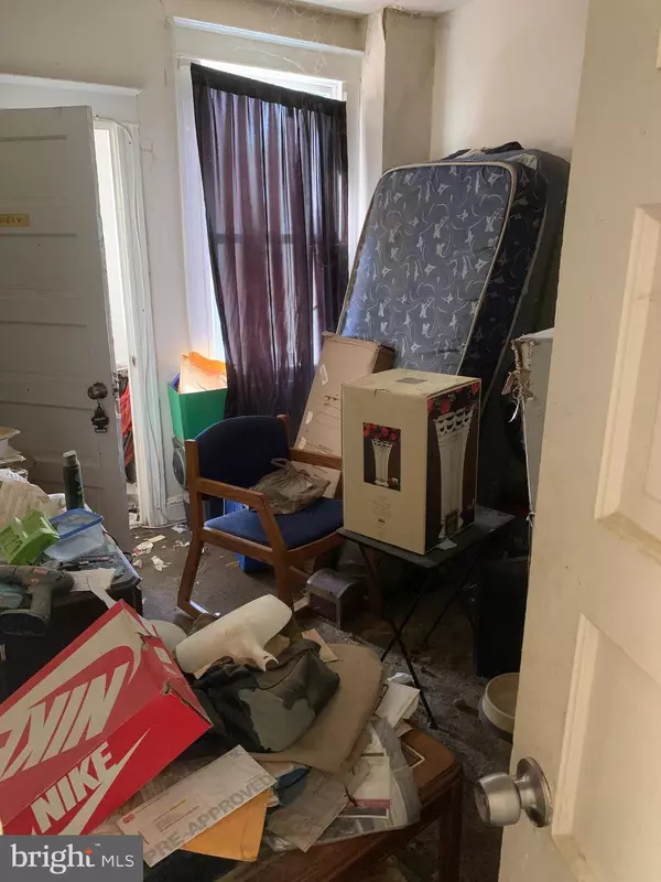 Baltimore, MD 21218,721 BARTLETT AVE