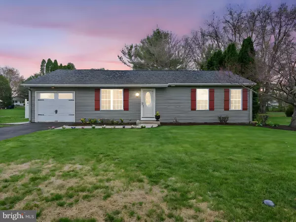 Lititz, PA 17543,28 BUTTONWOOD DR