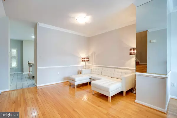 Centreville, VA 20120,5909 RINARD DR