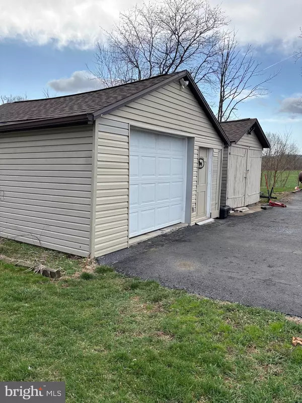 Lebanon, PA 17042,290-294 N CORNWALL RD