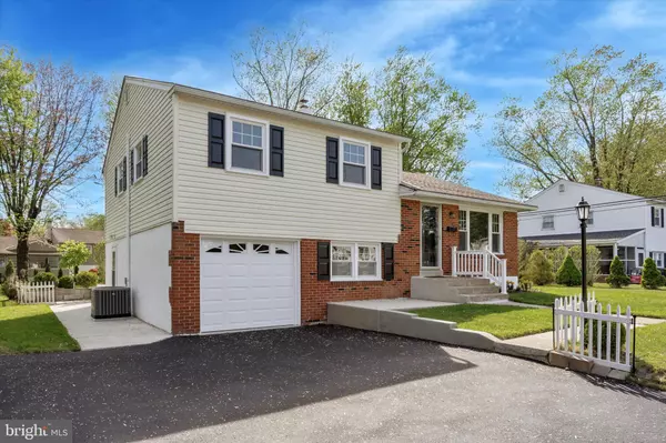 Willow Grove, PA 19090,136 MAPLE AVE
