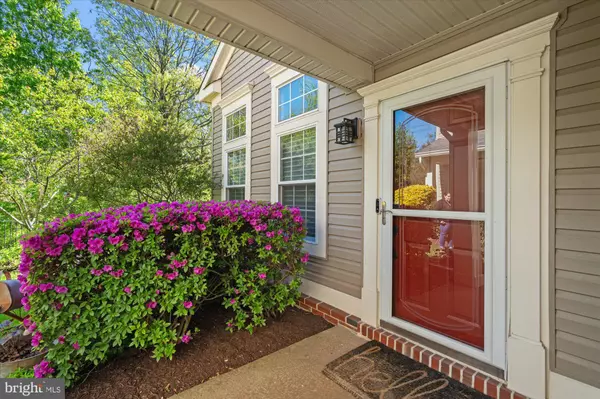 Ashburn, VA 20147,43426 EDGECLIFF TER