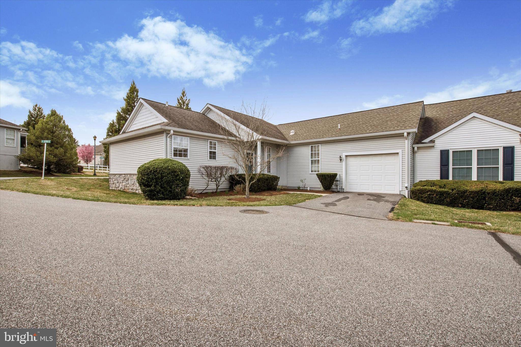 Glen Mills, PA 19342,105 EQUESTRIAN PL
