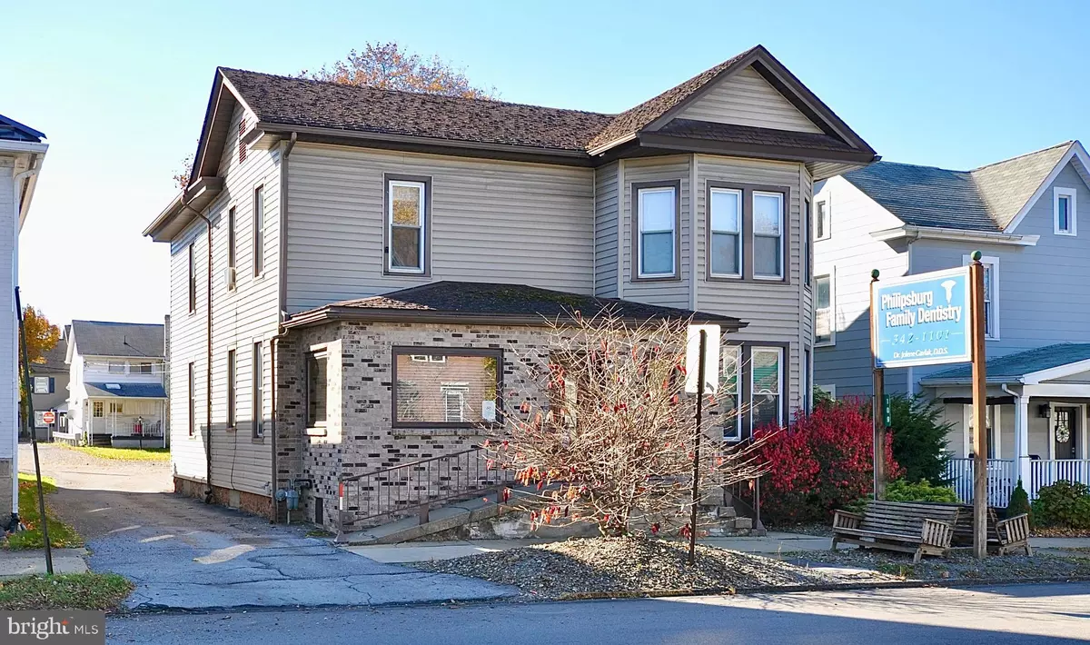 Philipsburg, PA 16866,109 & 109B N CENTRE ST