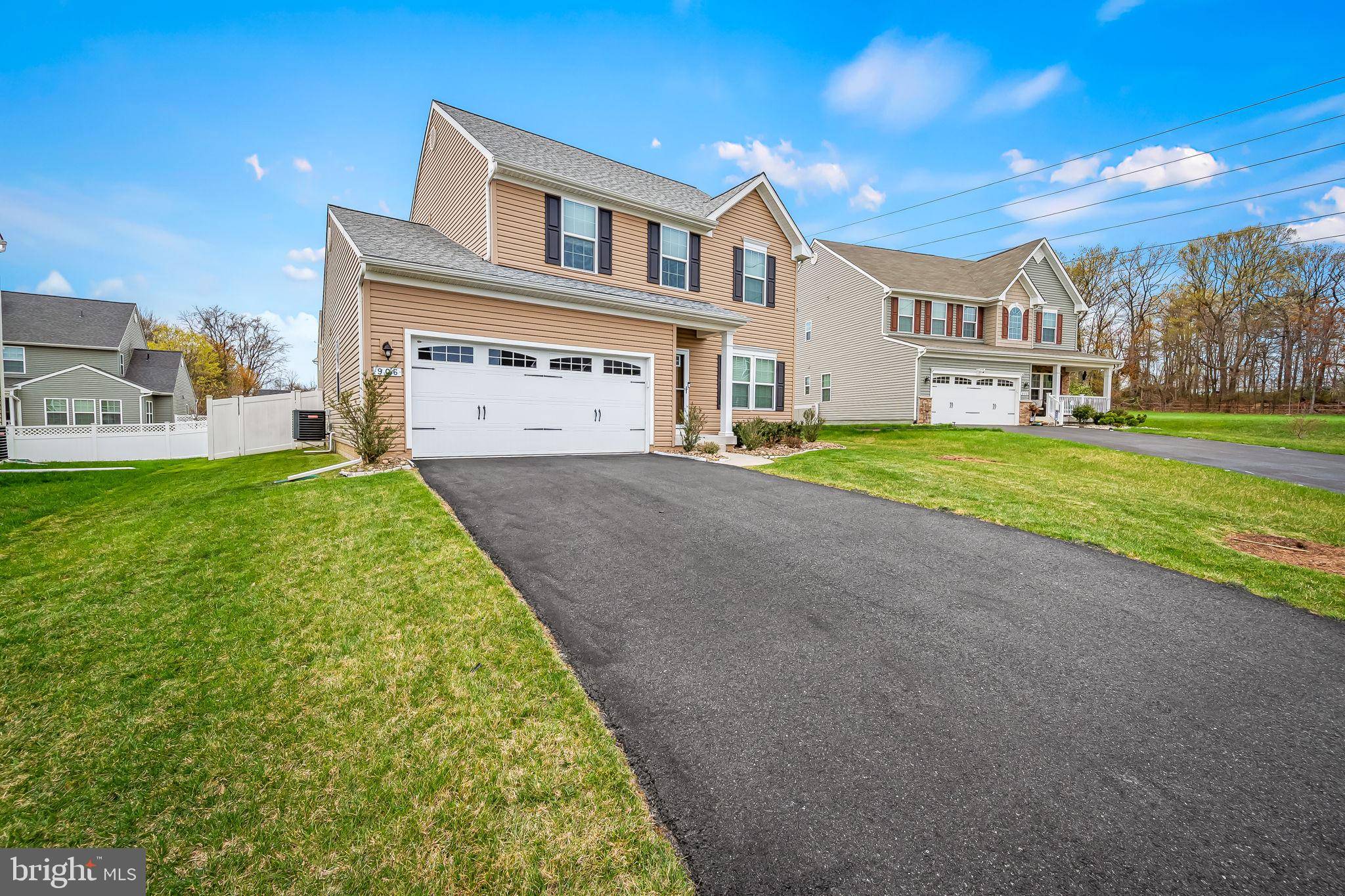 Middle River, MD 21220,906 OAKFIELDS CT