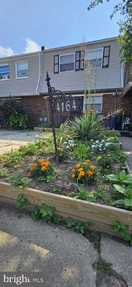 Philadelphia, PA 19140,4164 TACOMA ST