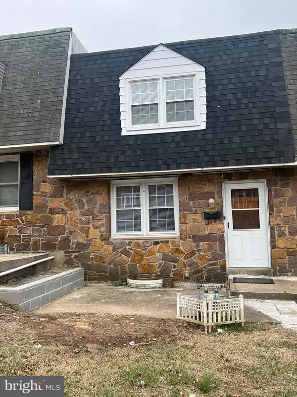 4042 GIDEON RD, Brookhaven, PA 19015