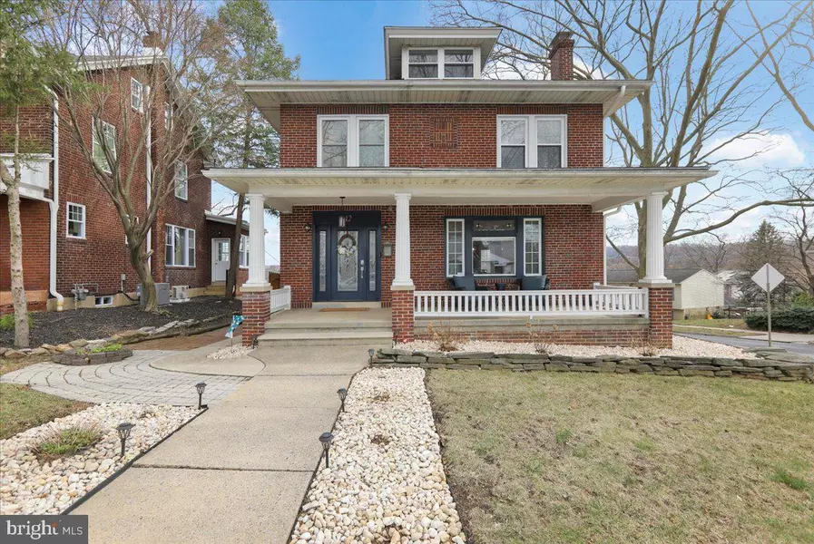 42 SPRING CREST BLVD, Reading, PA 19608