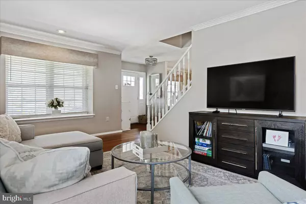 Warrington, PA 18976,2353 DEER PATH DR