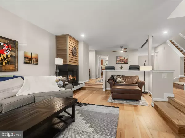 Annapolis, MD 21409,568 FOX PAW TRL