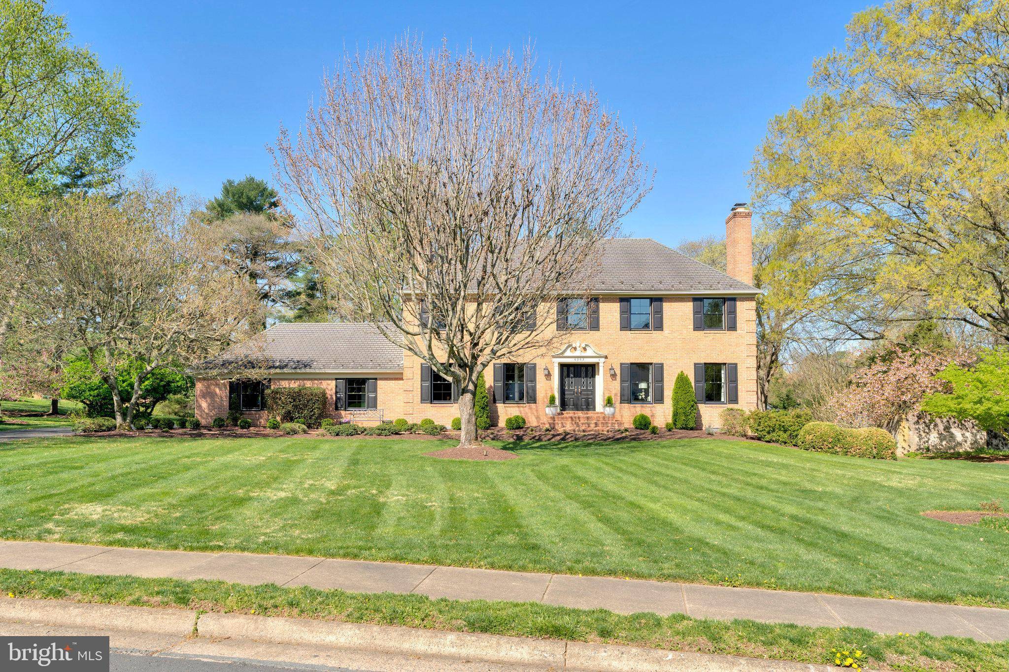 6363 LYNWOOD HILL RD, Mclean, VA 22101