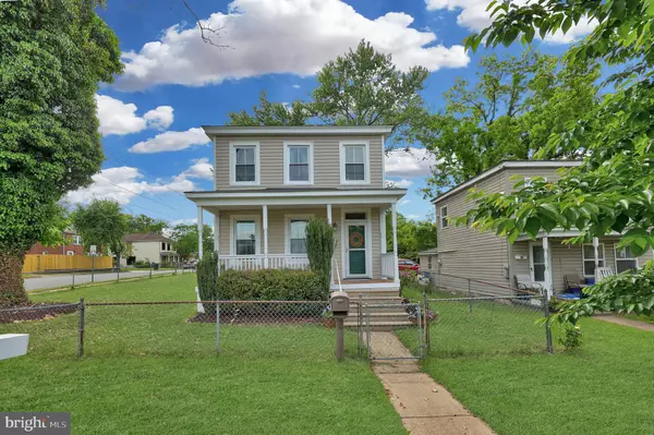 1113 DIXON ST, Fredericksburg, VA 22401