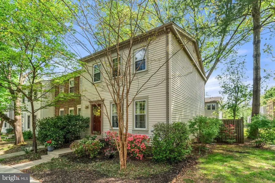 10336 POND SPICE TER, Burke, VA 22015