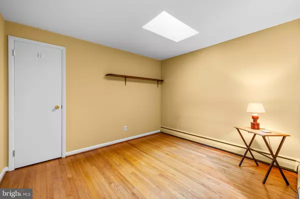 New Freedom, PA 17349,154 BOND ST