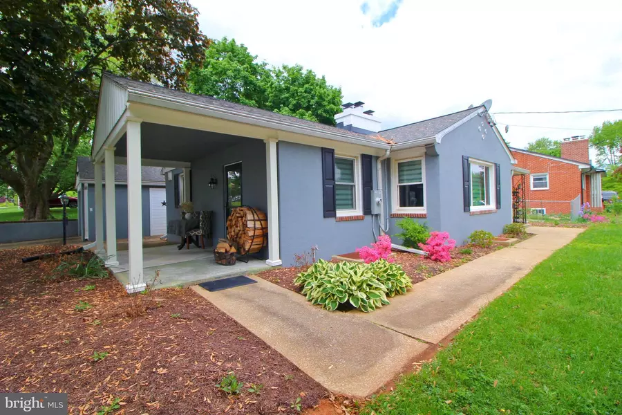 544 POOLE RD, Westminster, MD 21157