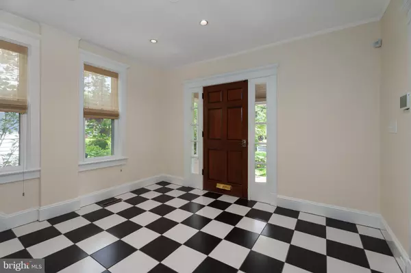Princeton, NJ 08540,102 MOORE ST