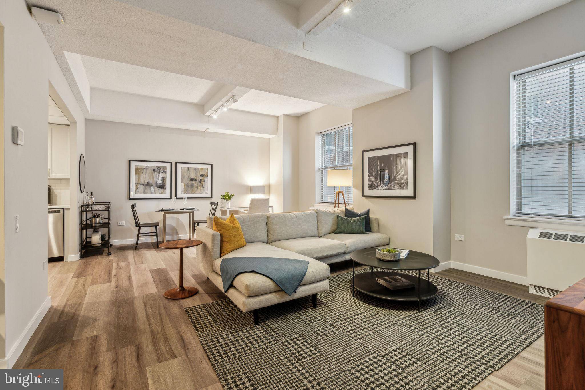 Philadelphia, PA 19107,875 SANSOM STREET #1415