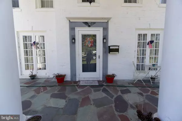 Vineland, NJ 08360,1071 E PARK AVE