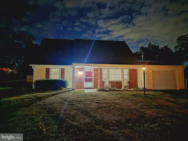 Fairfax, VA 22033,4211 MAINTREE CT