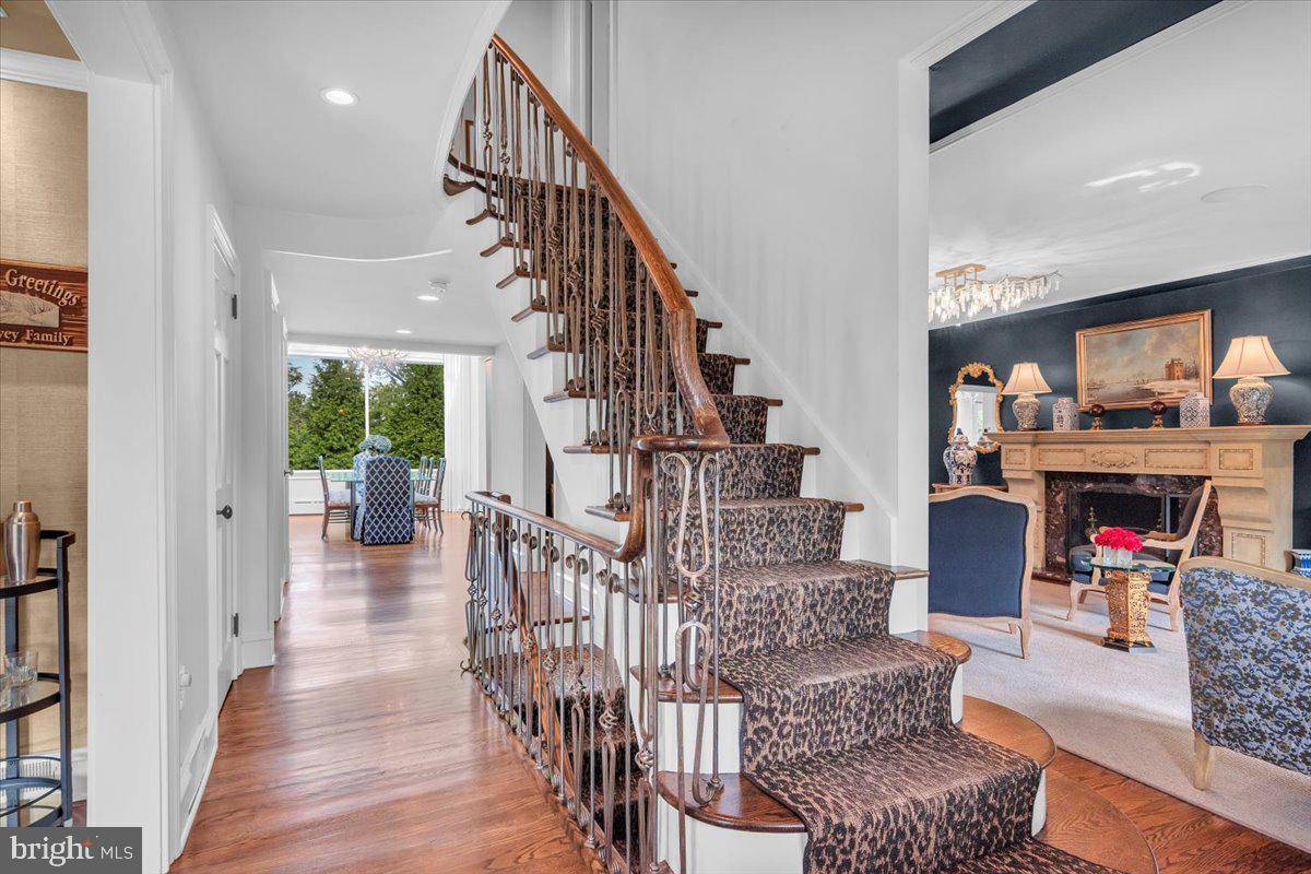 Haddonfield, NJ 08033,145 WINDING WAY