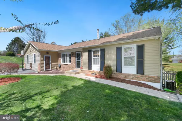 498 TANGLEWOOD DR, Sykesville, MD 21784