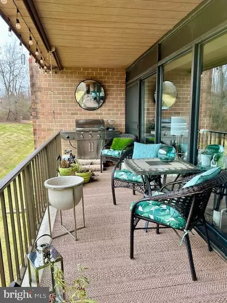 35 HERMITAGE DR, New Hope, PA 18938