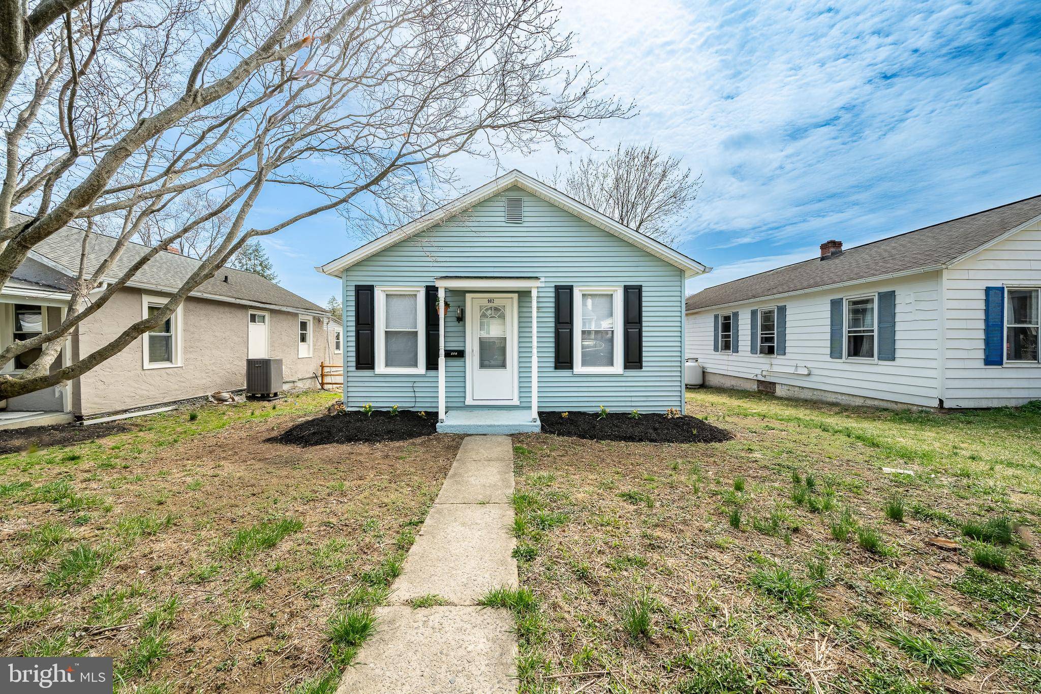 902 CHARLES ST, Coatesville, PA 19320