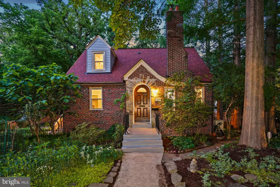 7001 POPLAR AVE, Takoma Park, MD 20912