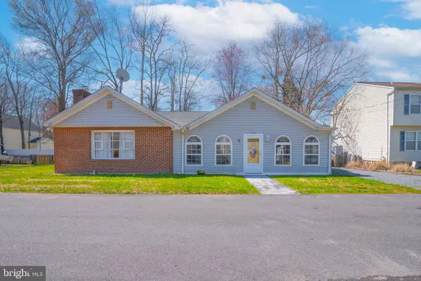 5984 2ND ST, Deale, MD 20751