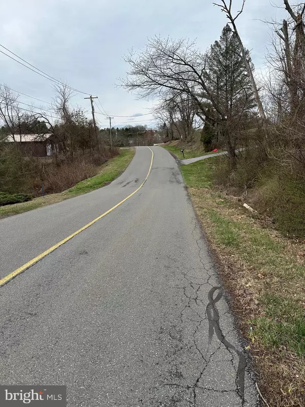 Auburn, PA 17922,1920 WYNONAH DR