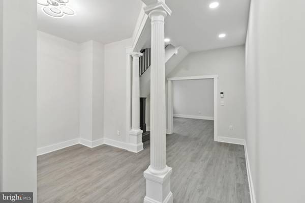 Baltimore, MD 21215,4033 PARK HEIGHTS AVE