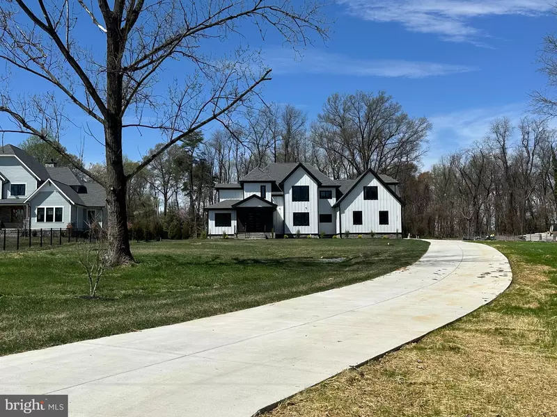 5524 SUMMIT ST, Centreville, VA 20120