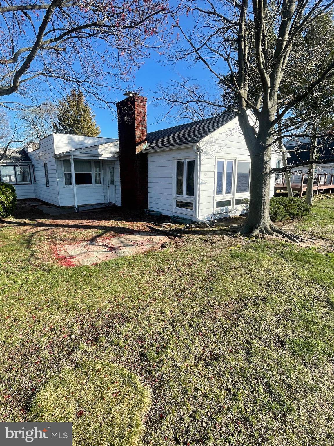 Pennsville, NJ 08070,183 N RIVER DR