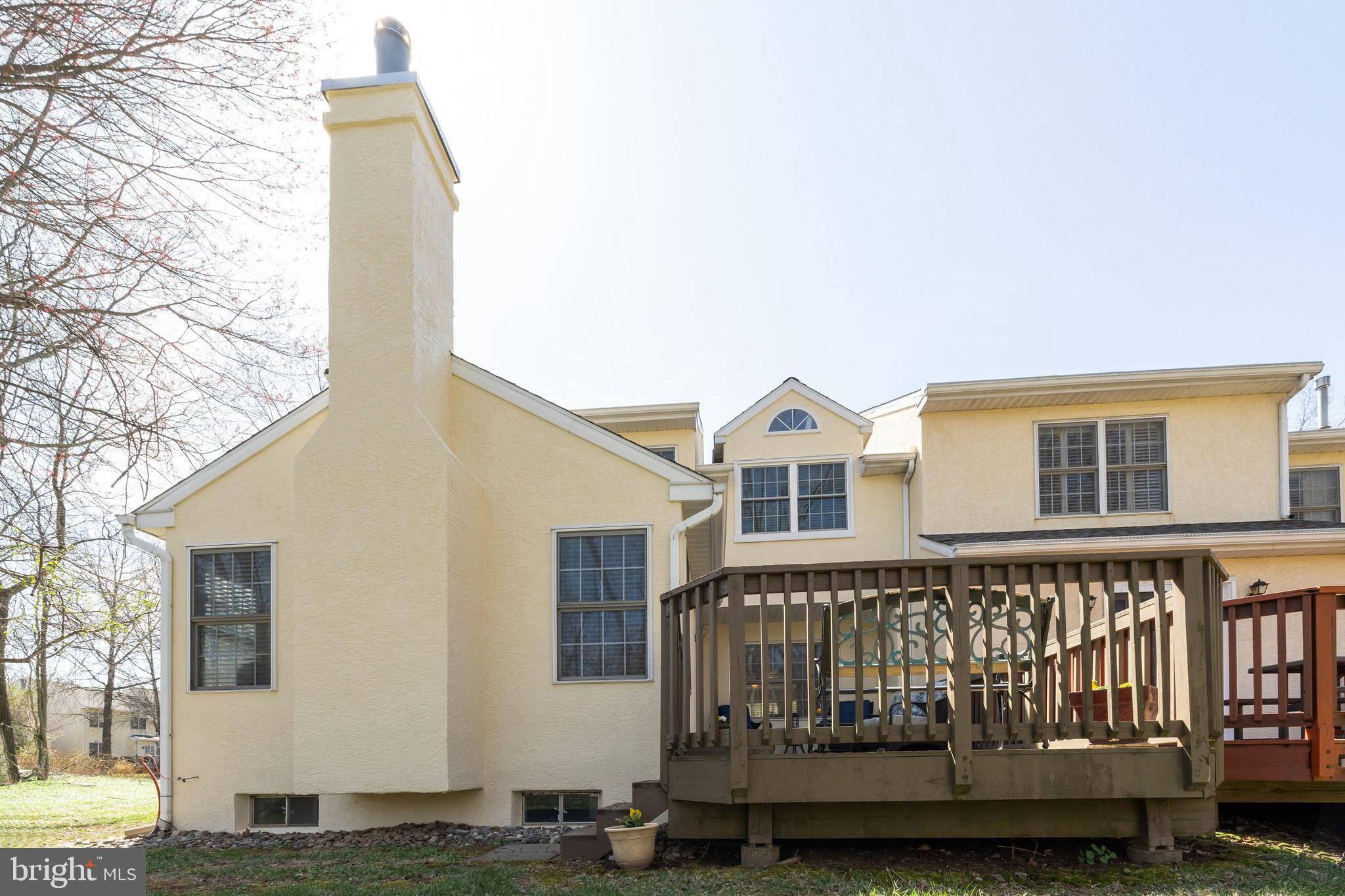 Ambler, PA 19002,723 LOCUST LN