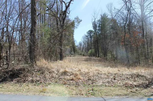 Louisa, VA 23093,562 LOCUST DR