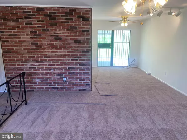 Lanham, MD 20706,7950 DELLWOOD AVE