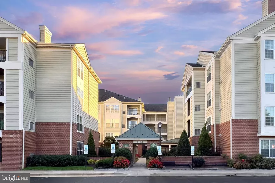 1100 QUAKER HILL DR #10, Alexandria, VA 22314