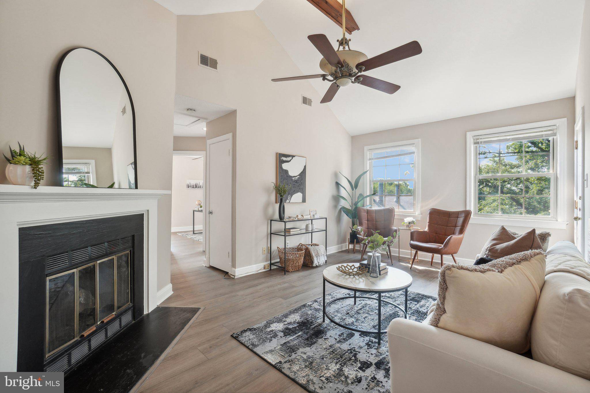 Arlington, VA 22201,2507 ARLINGTON BLVD #20