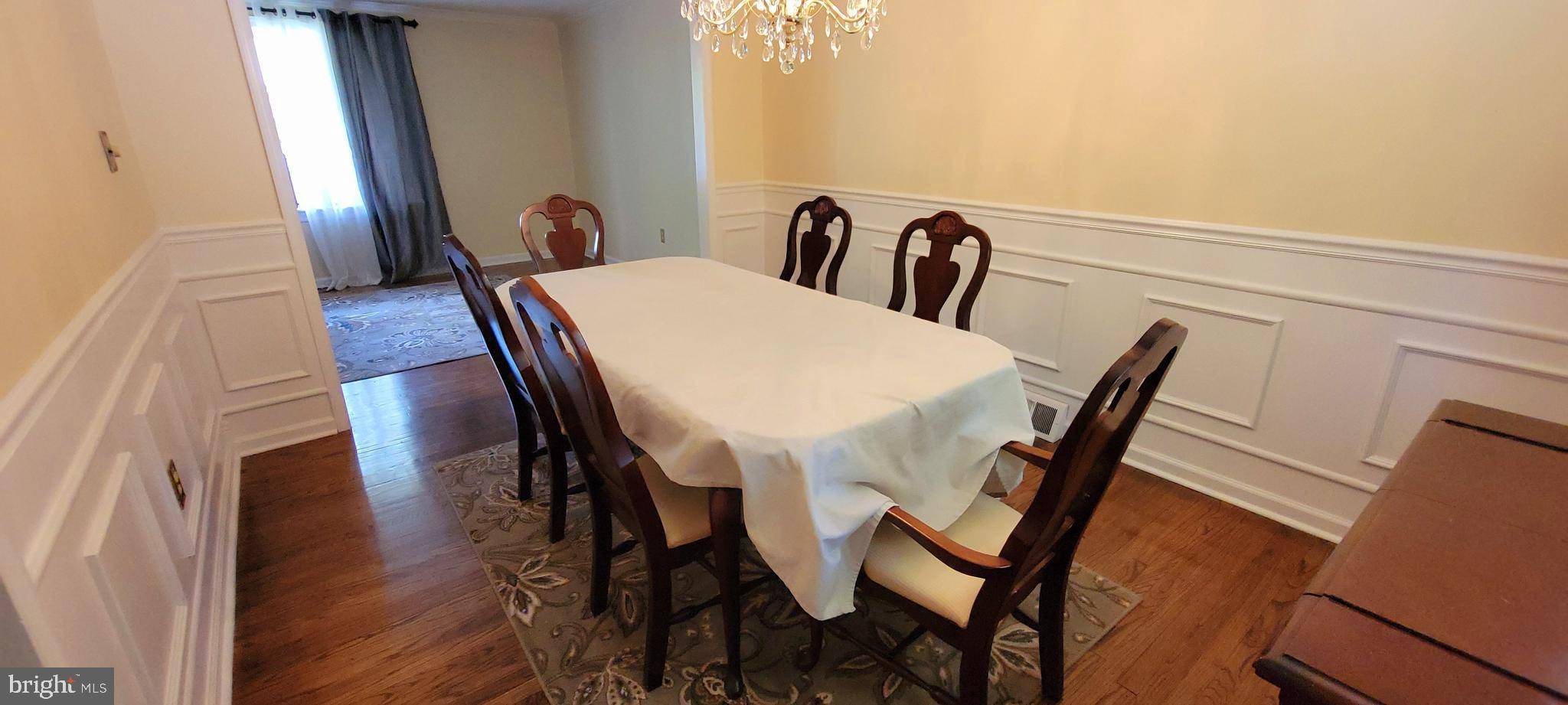 Philadelphia, PA 19115,639 CHARETTE RD