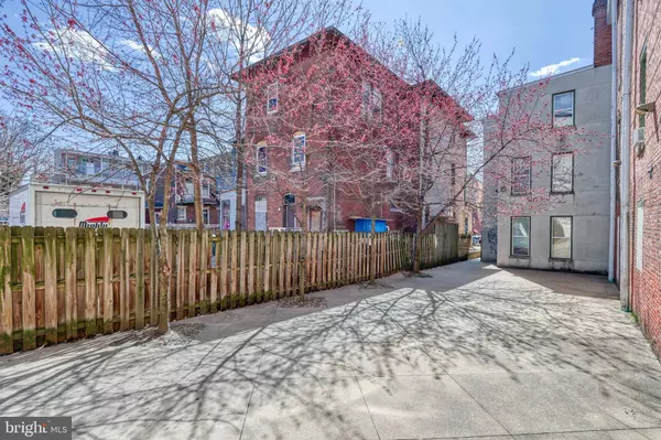 Harrisburg, PA 17104,1312 DERRY ST