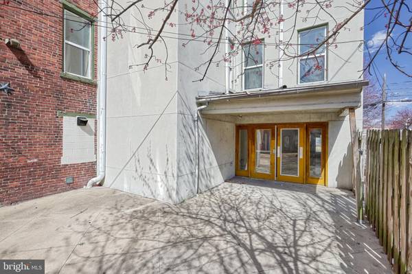 Harrisburg, PA 17104,1312 DERRY ST