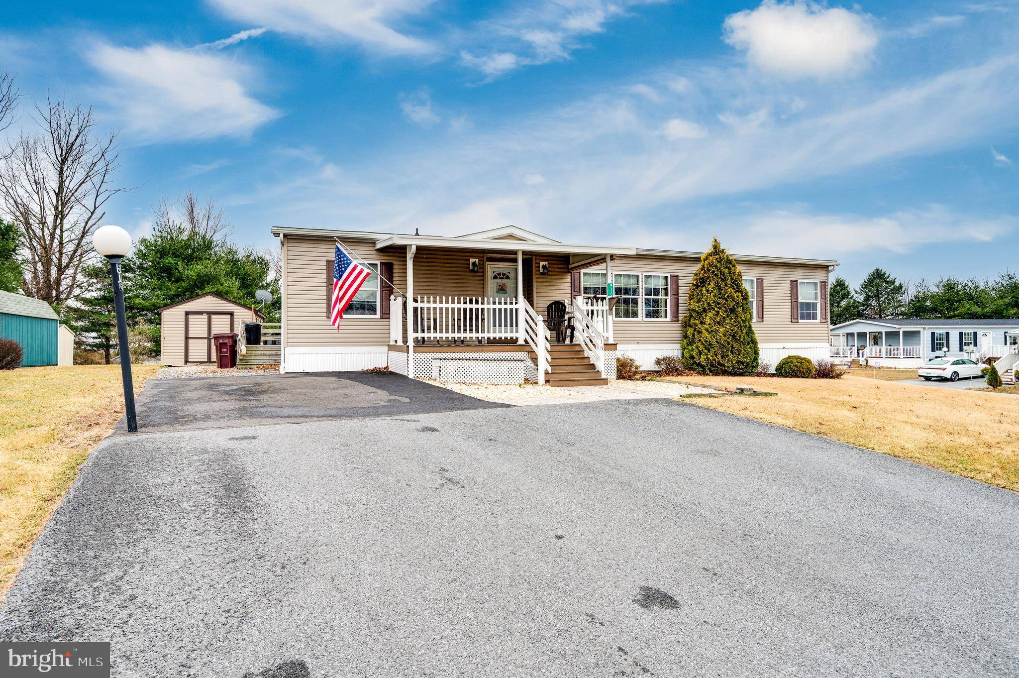 516 ELM AVE, Hamburg, PA 19526