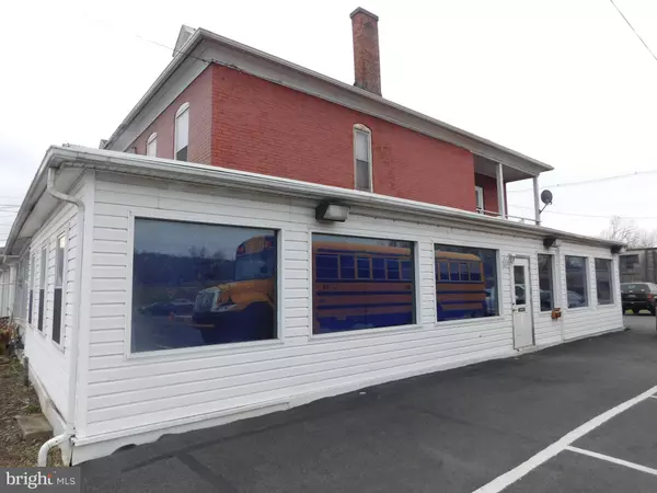 Lewistown, PA 17044,216 SOUTH WAYNE STREET