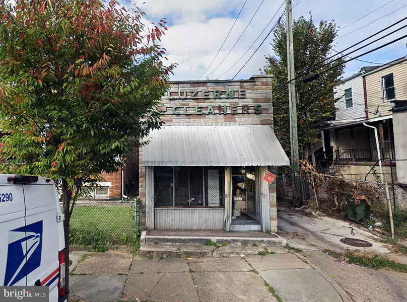 1056 N LUZERNE AVE, Baltimore, MD 21205